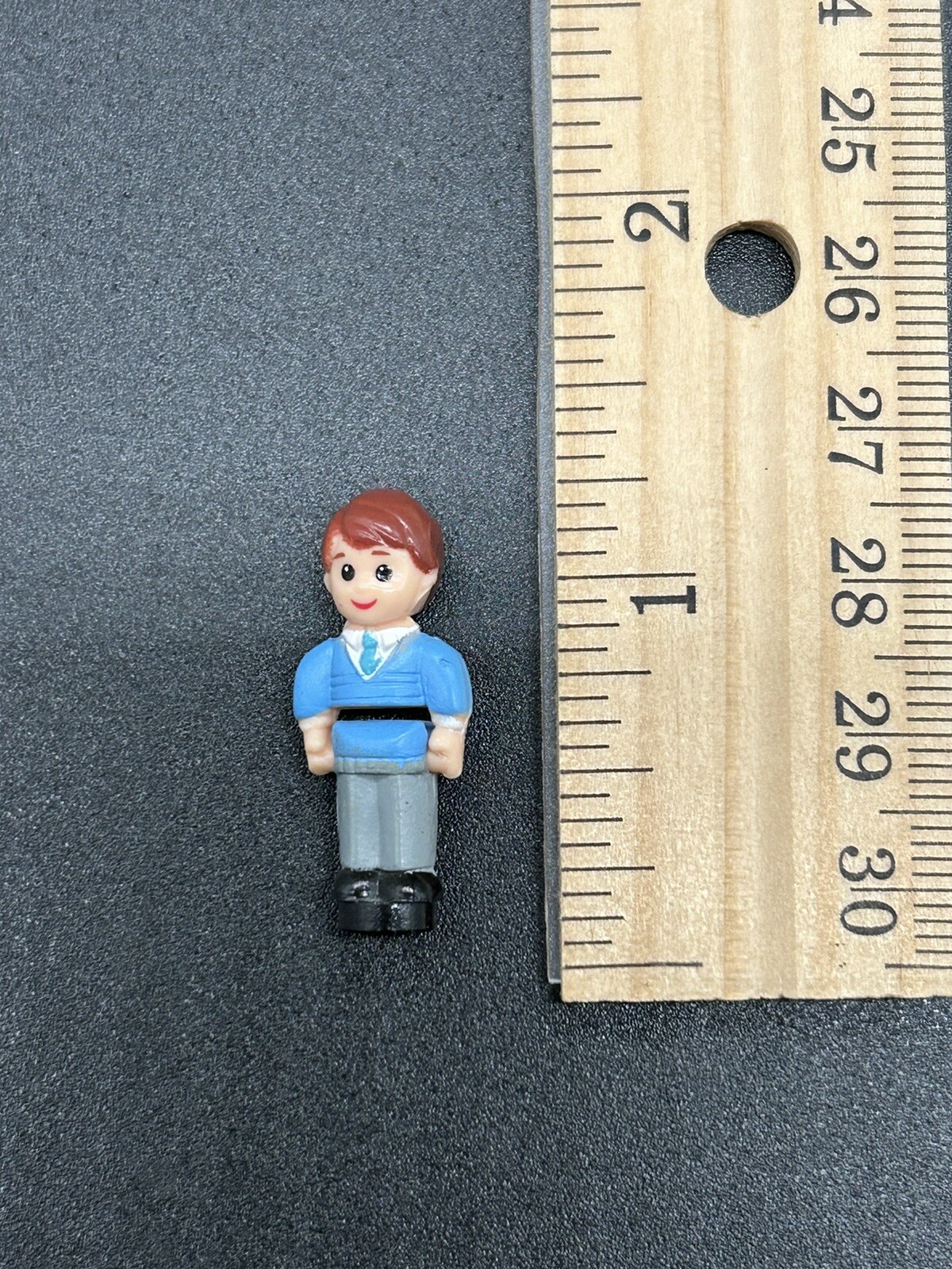 Picture 2 of 11