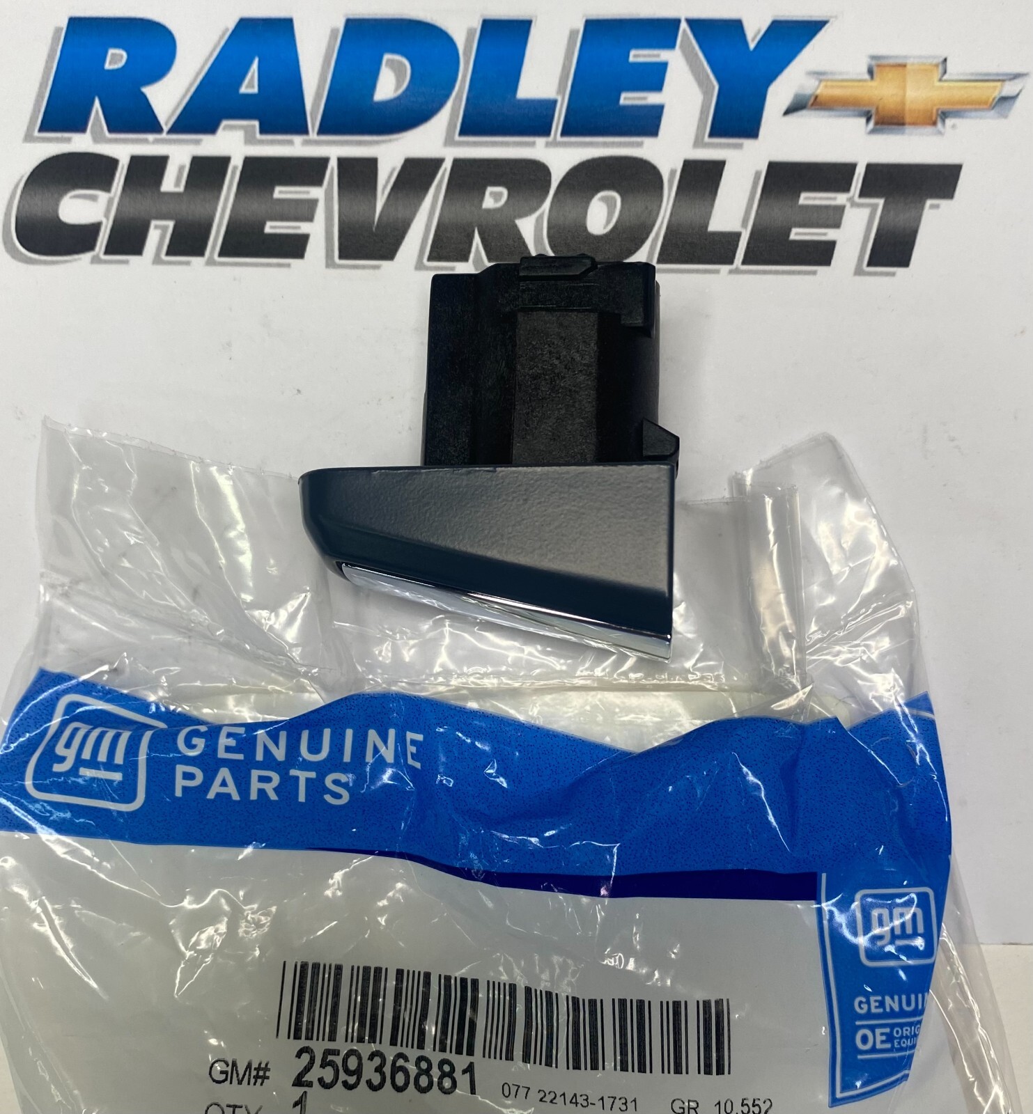 NEW GM OEM EXTERIOR REAR DOOR LOCK COVER CAP GMC 25936881 eBay