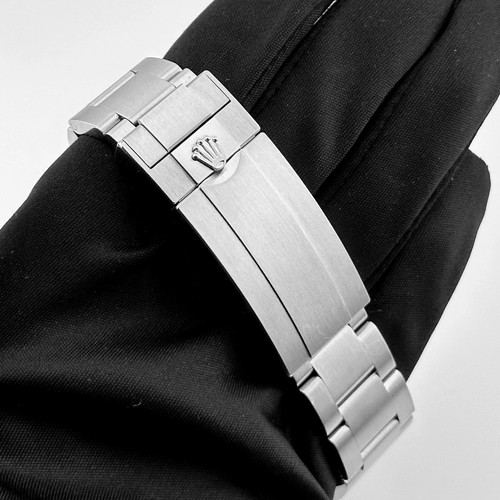 Rolex Submariner Date 126610LN Stainless Steel Black Dial (2021) - Picture 11 of 12