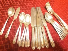 Sterling Setting For 6 - Wm Rogers "Lyric II" Pattern 26 pcs. Scrap? 837 Grams 