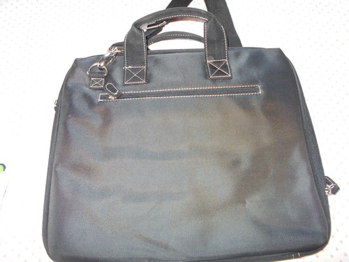 TARGUS Neoprene Padded Laptop Case Bag Black 15 X 13 Messenger Shoulder Strap PI - Picture 4 of 5