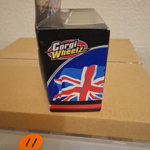 CORGI WHEELZ TY82248 MINI LONDON SCENE UK BUYERS ONLY (11) - Picture 7 of 9