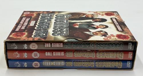 BBC Goodness Gracious Me Complete Series DVD Set Series 1 2 & 3 All Region DVD - Picture 5 of 9