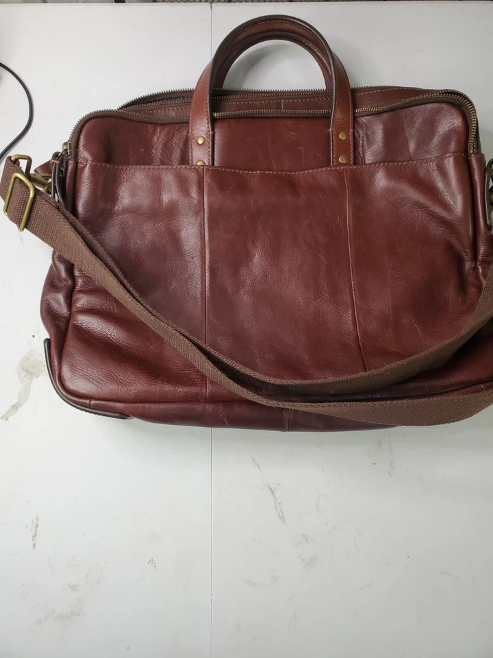 Fossil 皮革 便携式电脑 邮差包 公文包 棕色  — 第 2/4 张图片