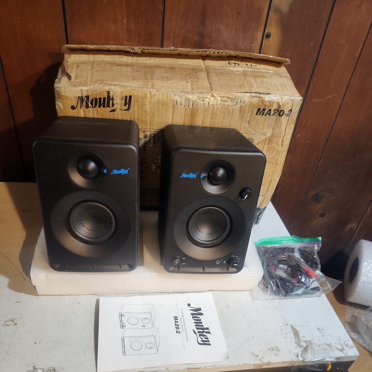 MOUKEY Bookshelf Speakers MA20-2 40-Watt Class D Studio