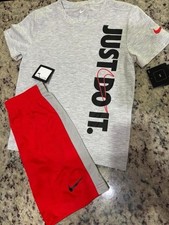Nike Boys Short Set NWT Size 7 Gray Red