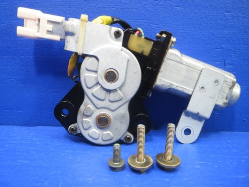 2002 TOYOTA 4RUNNER SUN ROOF MOTOR, SUNROOF MOTOR W/ BOLTS. TESTED! OEM. B36 - Picture 4 of 11