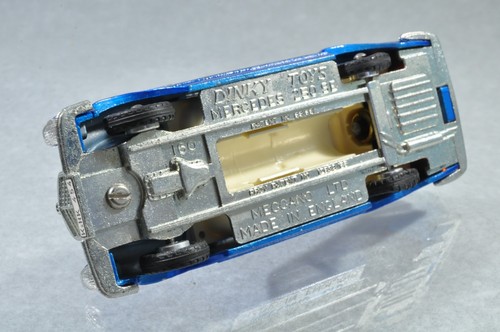 BJ918 Dinky Toys GB #160 Mercedes-Benz 250 SE - elec OK A+/- - Picture 3 of 3