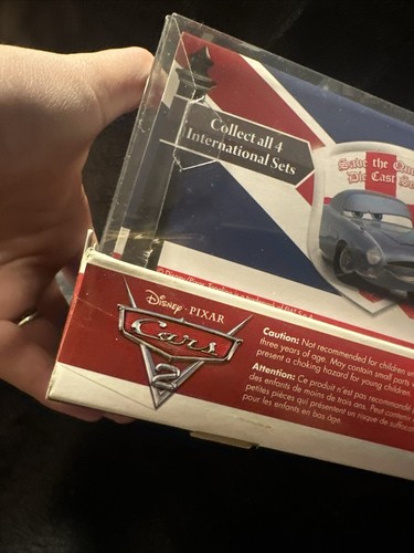 Disney CARS 2 SAVE THE QUEEN 4-Die Cast Set Talking Mater & Finn - Picture 7 of 10