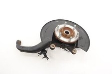 Nissan Titan 2017-2024 suspensión delantera derecha husillo nudillo y buje OEM