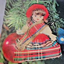 LeeWards HIGHLAND MISS Girl Doll Vintage Sequin Bead Christmas Ornament Kit NOS