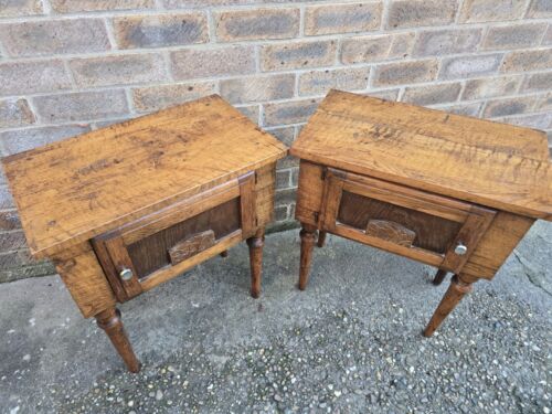 Beautiful Pair Of Bedsides Tables Vintage French Oak Drawers Night Stand - Picture 8 of 16