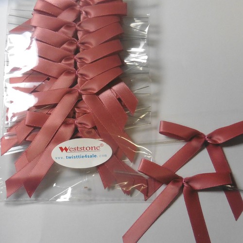 25pcs Satin Pre-Tied Ribbon Bows in wedding or birthday Party - 17 colors  - Picture 18 of 19
