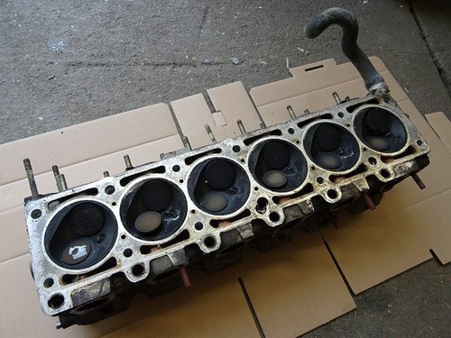 BMW E30 325e Zylinderkopf Kopf Nockenwelle Ventile 1264200 122PS Bj.85 6 Zyl.