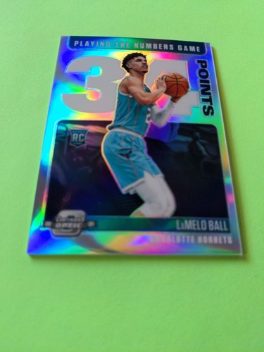2020 Optic LaMelo Ball RC Holo Numbers Gioco #18 Hornets (C) - Foto 6 di 7