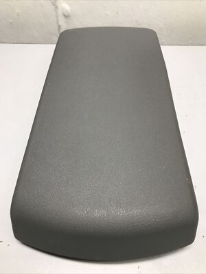DODGE DURANGO *OEM* CENTER CONSOLE ARM REST LID TOP PAD COVER GRAY 05