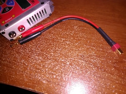ElectriFly Triton Jr. Computerized battery conditioner GPMM3152 with lead deans - Picture 2 of 3