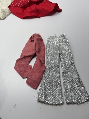 VTG Lot Barbie CLONE Bild Lilly ? Maddie Mod Crochet Untagged Assorted Clothes - Picture 19 of 24