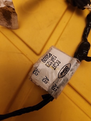 2008 Ford F250 F350 Left & Right Set 2 Front Tweeter Harness Door 8C3T19A123AB - Picture 5 of 14