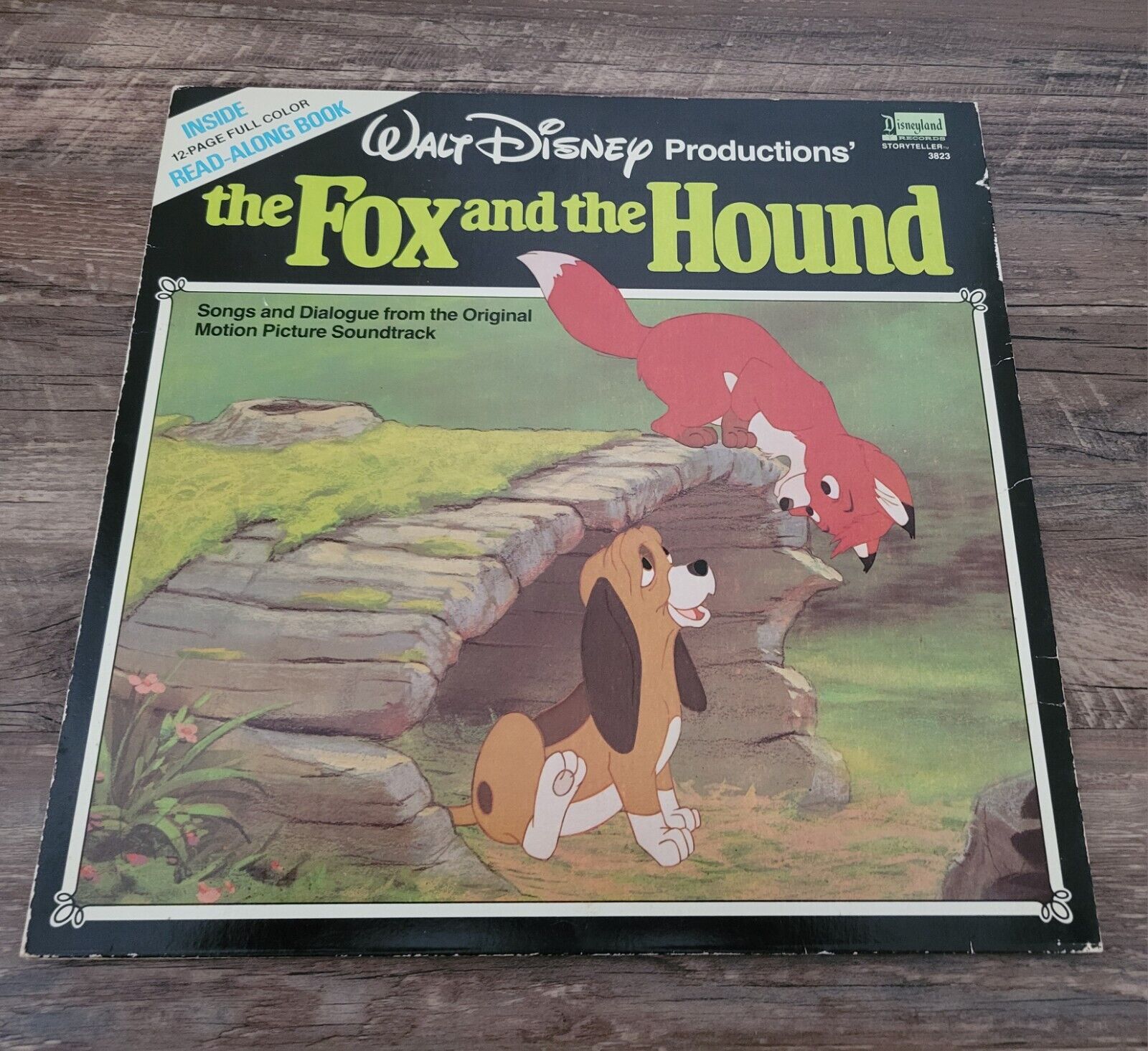 THE FOX AND THE HOUND ~ SOUNDTRACK / DISNEYLAND w/12-PAGE BOOK 1981 LP