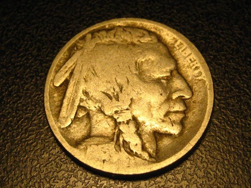1913-P Ty I Buffalo Nickel - Picture 1 of 4