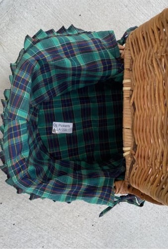 Vintage Picnic Basket 50cm BAMBOO CANE HAMPER FRENCH Green TARTAN LINER AE55 - Picture 10 of 10