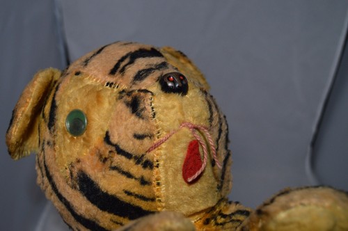 ANTIKER TIGER MIT GRÜNEN AUGEN LIEGEND 16 ZOLL PLÜSCHTIER STOFFTIER Spielzeug - Bild 4 von 6