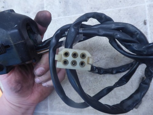 1981 Yamaha XS400 Special II Y116-2) left hand controls switches for parts - Picture 11 of 12