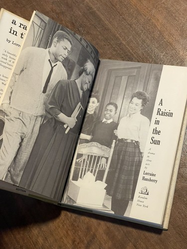 A Raisin in the Sun by Lorraine Hansberry (1959, HCDJ) Book Club Edition - Picture 11 of 12