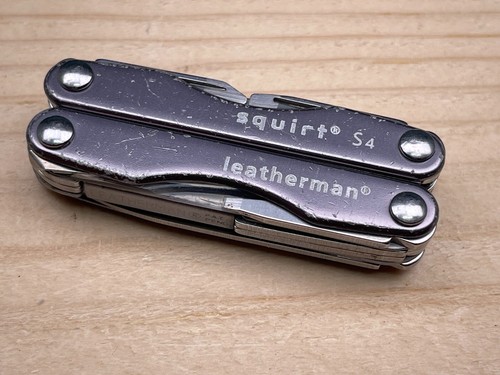 Leatherman Squirt S4 Gray Multi-tool Knife - Retired - Picture 17 of 18