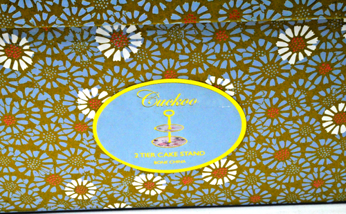 BRAND NEW BOXED BEAUTIFUL WEDGWOOD CUCKOO 2 TWO TIER CAKE STAND BONE CHINA - Picture 3 of 4