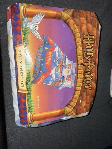 Vintage Harry Potter Twin Sheet Set “Spring Home”. Made in USA - Picture 4 of 7