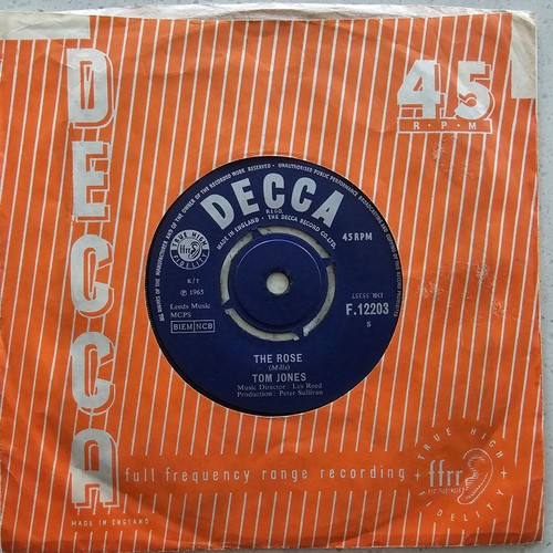 Tom Jones (e) What's New Pussycat / The Rose - 1965 Excellent Condition 7" - Picture 2 of 6