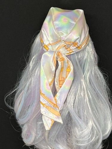 Rainbow High Pacific Coast Margot De Perla Puppe Iridescent Opal Lilac Purple - Bild 10 von 21