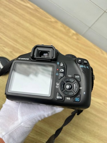 Canon EOS 1100D 12MP Black Digital SLR Camera + Lens, Case, Battery And Card 16G - Picture 14 of 22