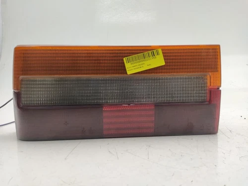 635081 Piloto Trasero Izquierdo para PEUGEOT 505 BERLINA SRD Turbo 1988 2281950