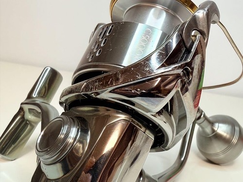 Carrete giratorio de alta gama Shimano 18 Stella C5000Xg engranaje de precisión ligero - Imagen 8 de 10