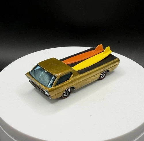 Vintage Hot Wheels Redline Deora Gold HK Base - Good Overall, Displays Well