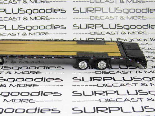 Greenlight 1:64 Black 2023 DODGE RAM 3500 Dually Flatbed w/Gooseneck Trailer - Picture 4 of 10