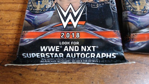 Topps WWE Pack 2018 (2 paquetes) - Imagen 2 de 3