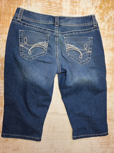 Nine West Vintage America Jeans Womens 31/12 Blue Capri Stretch Denim - Picture 2 of 10