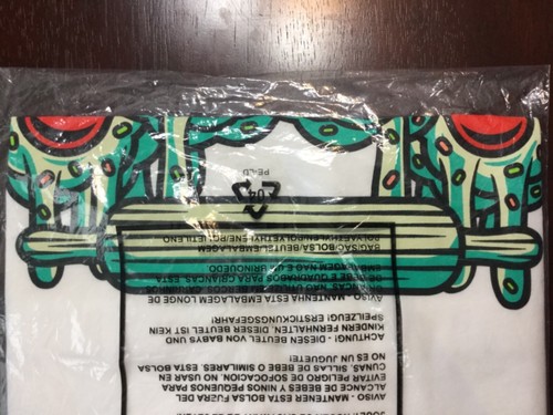 JOHNNY CUPCAKES T-Shirt Men’s S Small *New In Bag* Brass Cupcakes Knuckles White - Picture 5 of 5