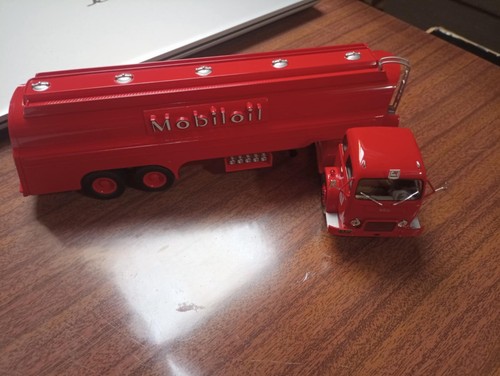 WHITE 3000 - CAMIONS AMERICANOS - ALTAYA - 1/43 - Imagen 3 de 4