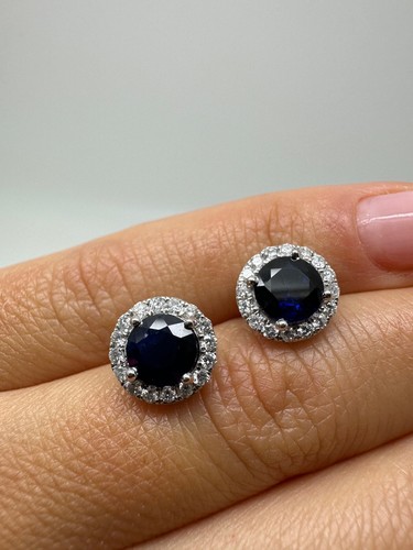 9CT WHITE GOLD 2.39CT ROUND BLUE SAPPHIRE AND DIAMONDS HALO EARRINGS GG521 - Picture 17 of 20