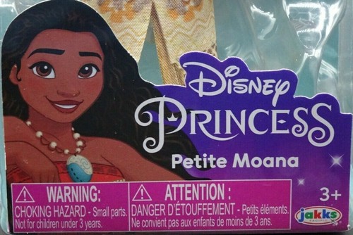 Jakks Disney Princess / "Petite Moana" Princess Doll with Comb / 6' Doll / New - Picture 12 of 12