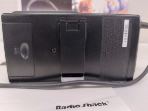RADIO SHACK VOICE-OPERATED• HANDS-FREE 5-CHANNEL WALKIE-TALKIE WITH HEADSET MIKE - Picture 7 of 16