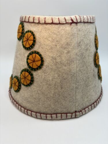 Vtg Wool Lampshade Penny Nichols Rug Design Bee Hive Liner Cracks *READ* - Picture 4 of 22