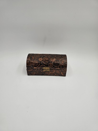 Vintage Currency Themed Trinket Stash Box With Red Velvet Lining  - Picture 1 of 2
