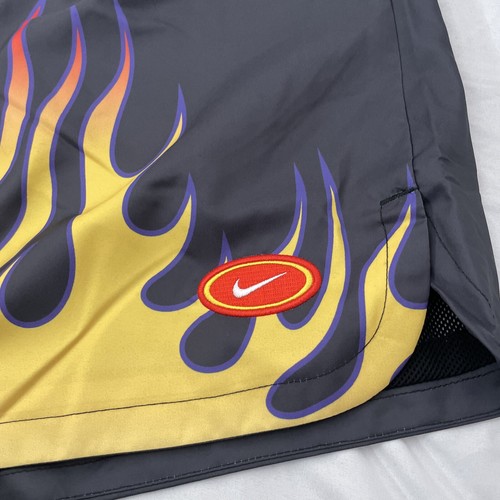 Nike Sportwear NSW Woven Flow Americana Shorts Flammen DV9628-010 Größe Large - Bild 2 von 9