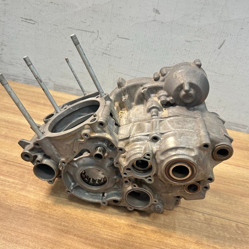 2016 KTM 350 XCF-W EXC / OEM ENGINE MOTOR CRANK CASES - Picture 1 of 17
